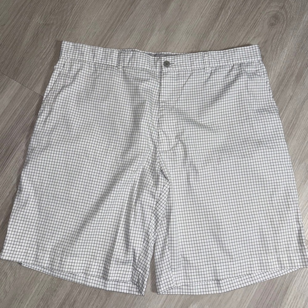 PGA Tour Mens Golf Shorts Windowpane Plaid Size 38 Herringbone Texture